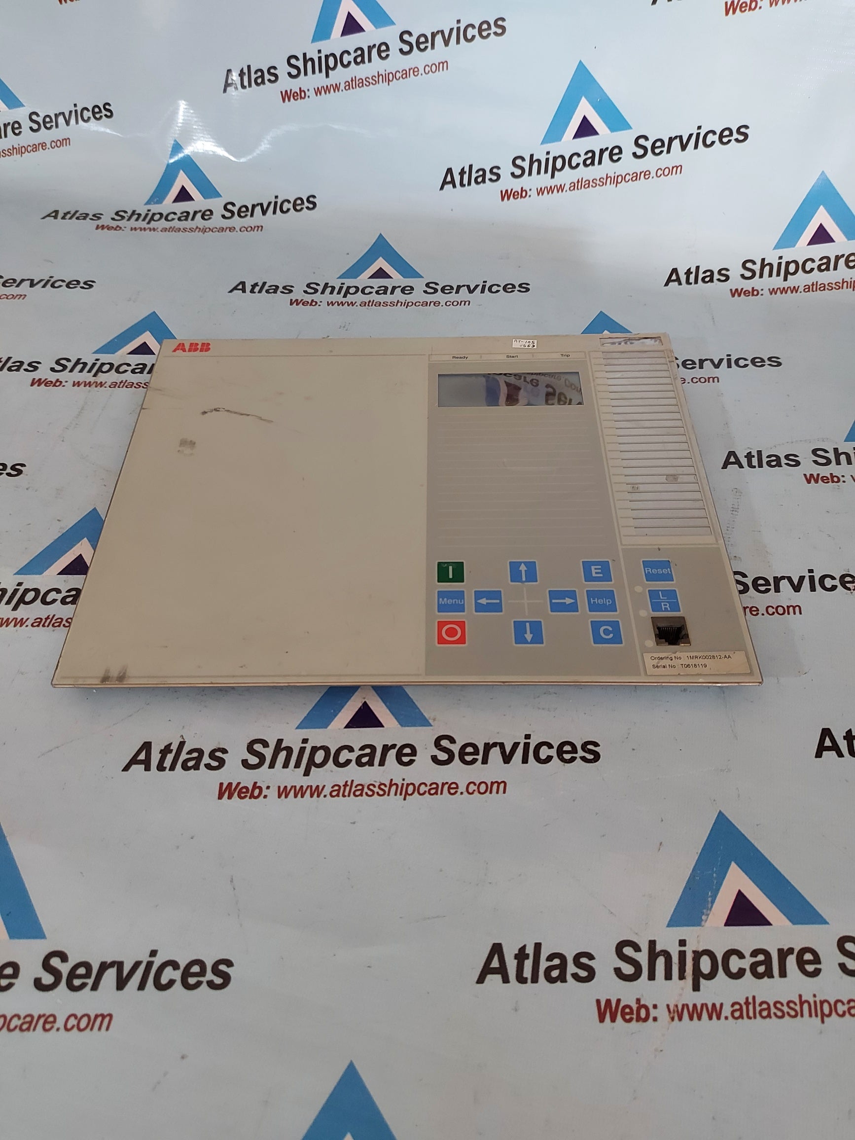 Abb 1MRK002812-AA Front Panel REL670